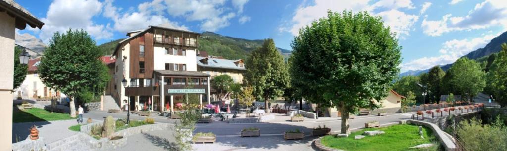 Auberge Roche Grande Entraunes Ngoại thất bức ảnh